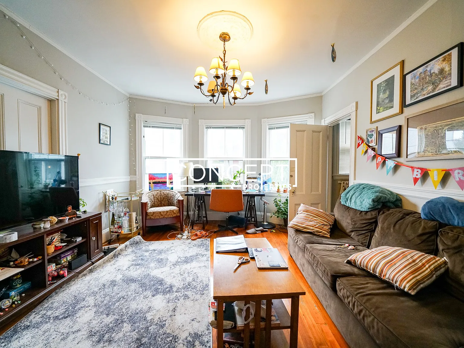 3 bed, $4,800 — Photo 1