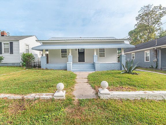 5th image of 2015 Starnes Street