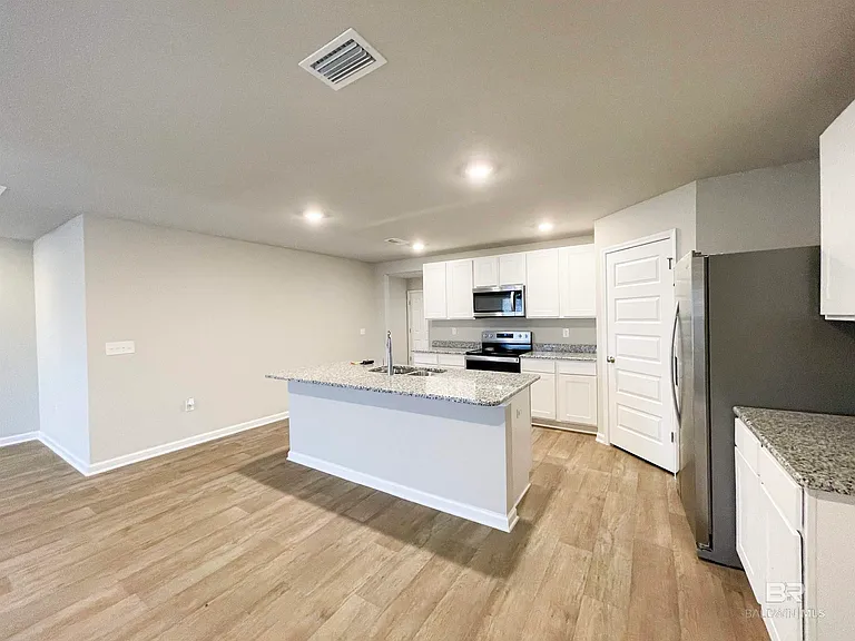 10252 Ruffian Rte — Photo 3