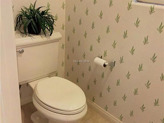 5th image of 10864 Holmfield St
