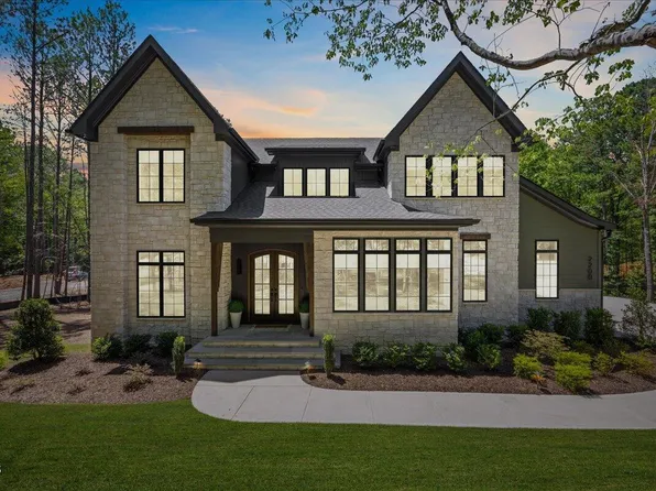 2200 Paddstowe Main Way, Wake Forest, NC 27587