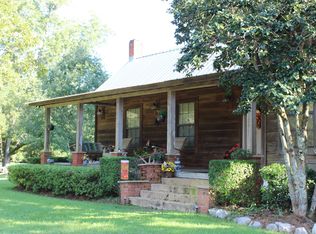 3715 Davis Rd, Fort Deposit, AL 36032