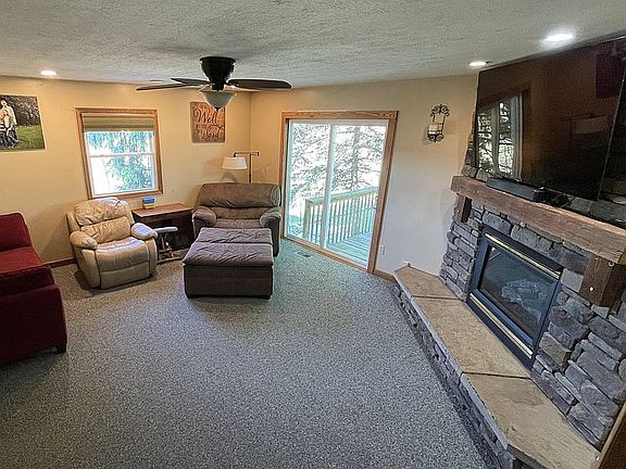 4th image of 11808 Benner Rd