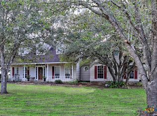 319 County Road 131a, Hallettsville, TX 77964