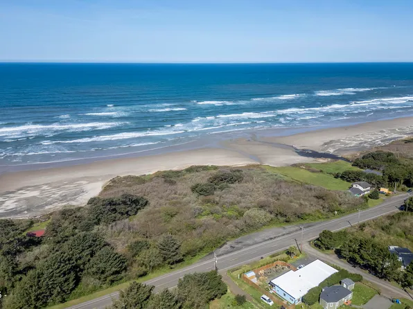 4059 Highway 101 N, Yachats, OR 97498