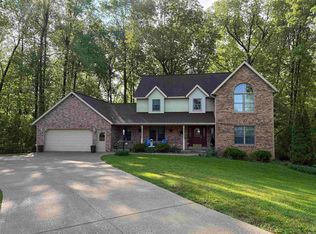 530 Foxridge Dr, Springville, IN 47462