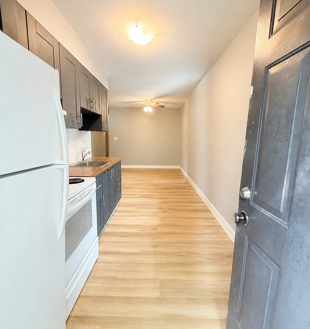 2 bed, $1,268 — Photo 2