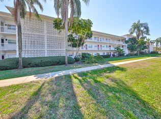 5150 10th Ave N APT 304, Saint Petersburg, FL 33710