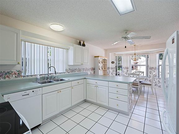 5th image of 1932 Cordero Ct