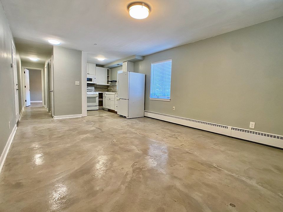 1st image of 424 Bridge Ave Suite 3