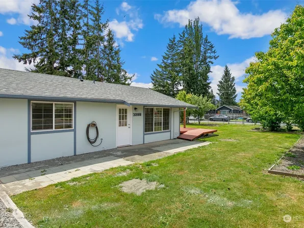 3208 21st Street, Everett, WA 98201