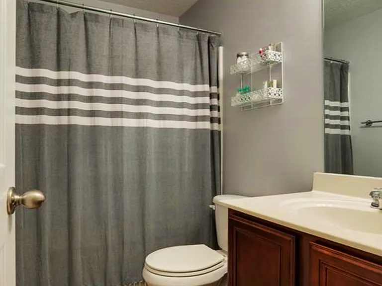 1300 Crown Point Pl — Photo 26
