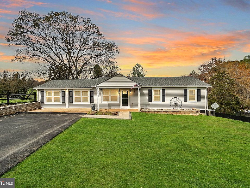 1st image of 9159 Heritage Dr