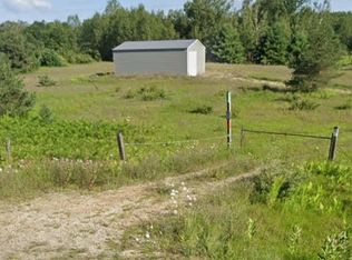 4760 W Maple Grove Rd, Farwell, MI 48622