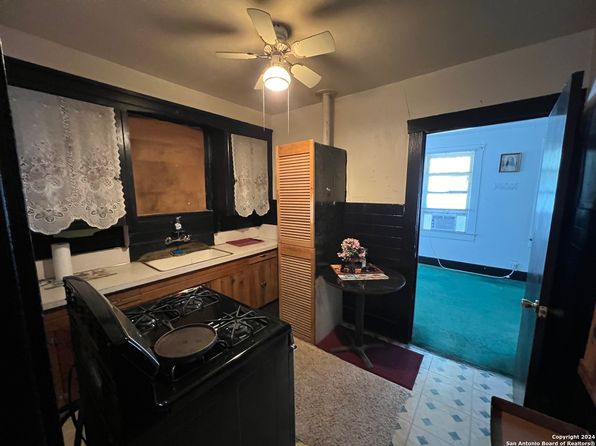 san-antonio-texas-26248137 picture