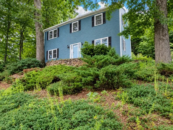 26 Firetown Rd, Simsbury, CT 06070