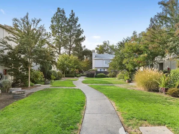 31 Front Street #A, Healdsburg, CA 95448