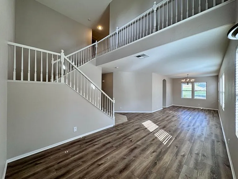 30906 Crystalaire Dr — Photo 8