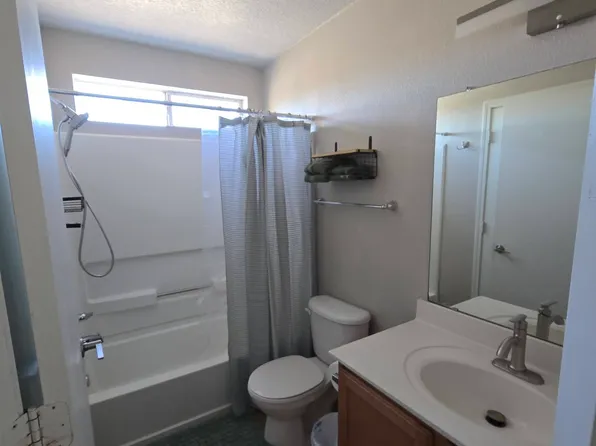 (undisclosed Address), Albuquerque, NM 87121