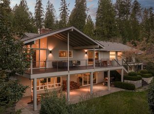 7175 SW Dogwood Pl, Portland, OR 97225