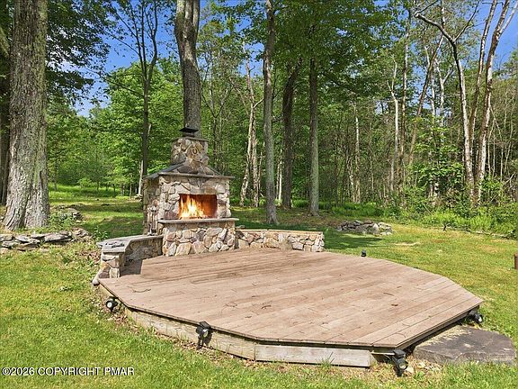3rd image of 1208 Little Billy Ln
