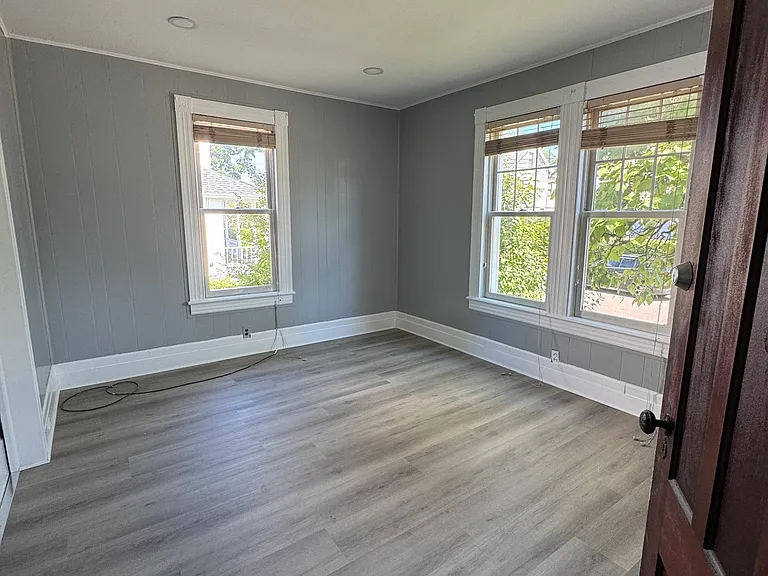 11 Betts Pl — Photo 3