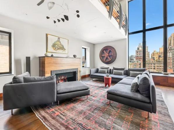 1 West 67th Street 707 image 3 of 4