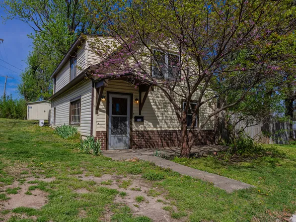 2415 N Missouri Avenue, Springfield, MO 65803