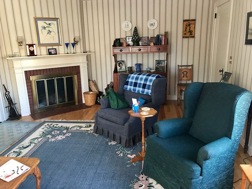 2nd image of 168 Woodsville Rd