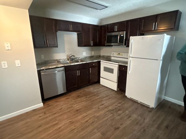 840 10th Ave W #14