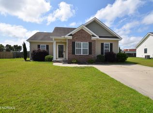2613 Rhinestone Dr, Winterville, NC 28590