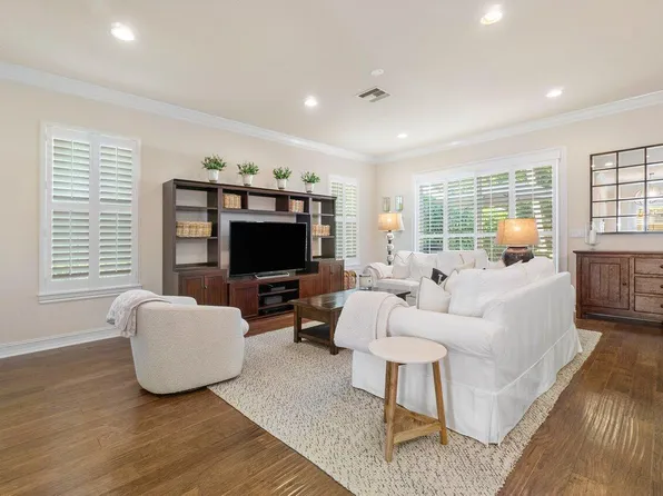 124 W Bay Cedar Circle, Jupiter, FL 33458