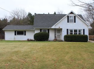 5657 Harper Rd, Holt, MI 48842