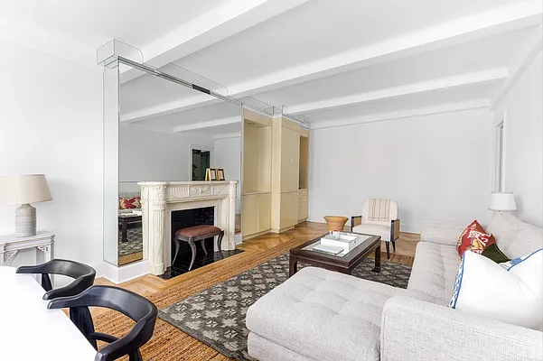 Sold by Compass | media 5