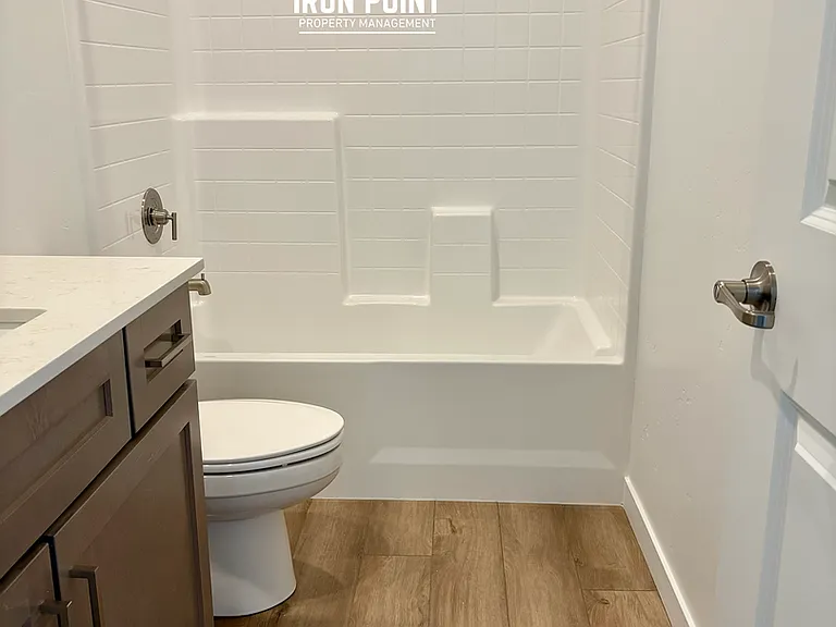 8285 W White Willow St — Photo 26