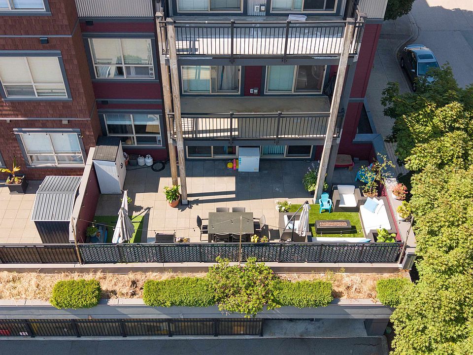 1st image of 288 Hampton St #211