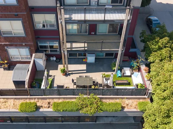 288 Hampton St #211, New Westminster, BC V3M 5L9