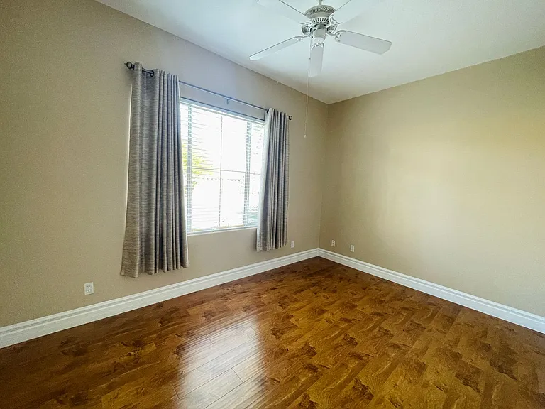 231 Cliff Valley Dr — Photo 32