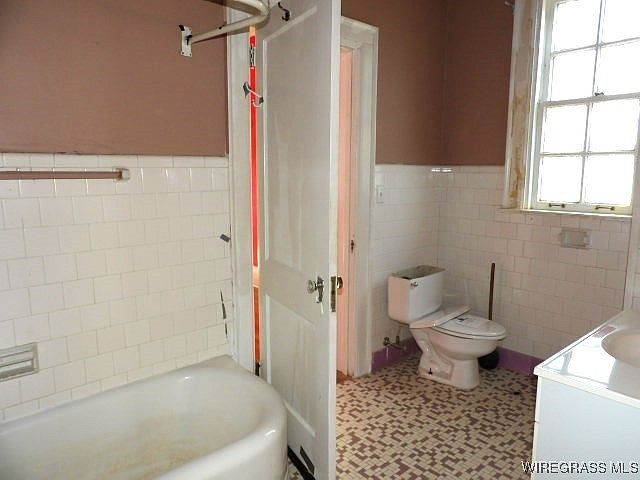 13th image of this home