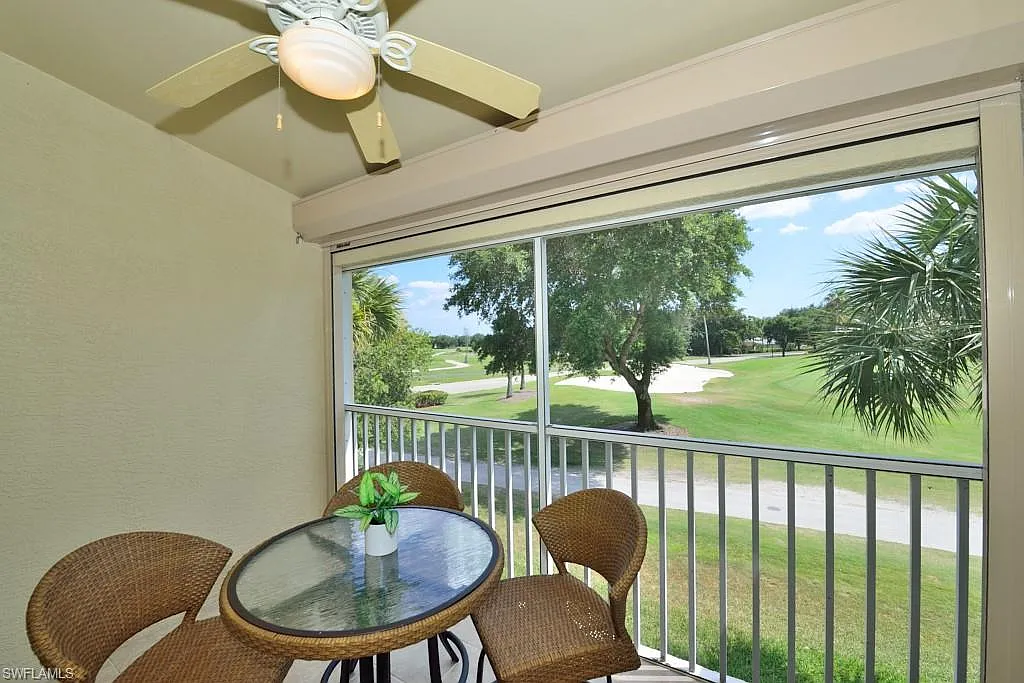 2 bed, 2.0 bath, 1134 sqft, $4,500 — Photo 3