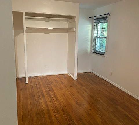 4th image of 117 215th St #1