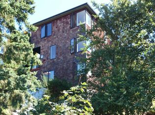 1732 28th Ave S, Seattle, WA 98144