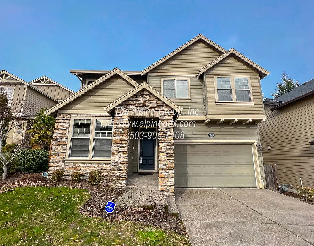 16915 SW Ledgestone Dr photo 1
