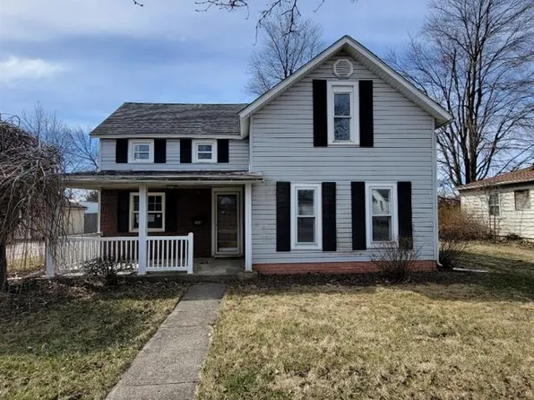 223 W Walnut St, Deshler, OH 43516