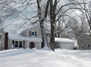 48 Wincanton Dr, Fairport, NY 14450