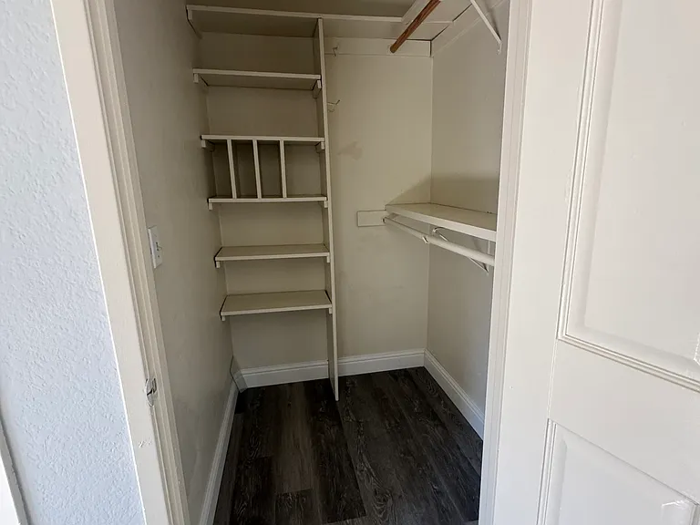 126 Adobe Ct — Photo 13