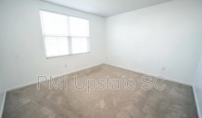 226 Coldwater Creek Ct — Photo 23