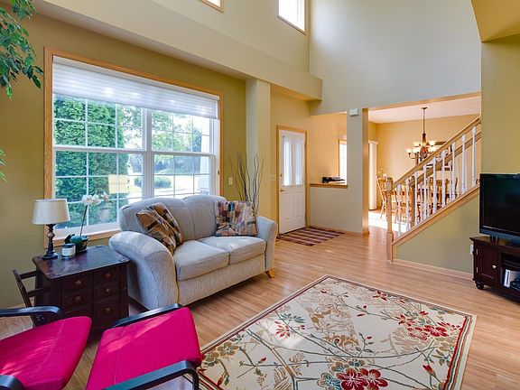 4th image of 2051 Blue Sage Ln W