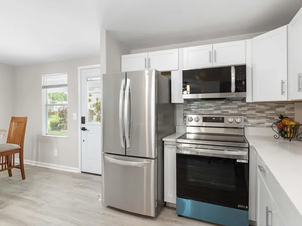 2948 Fiddlewood Circle, Port St Lucie, FL 34952