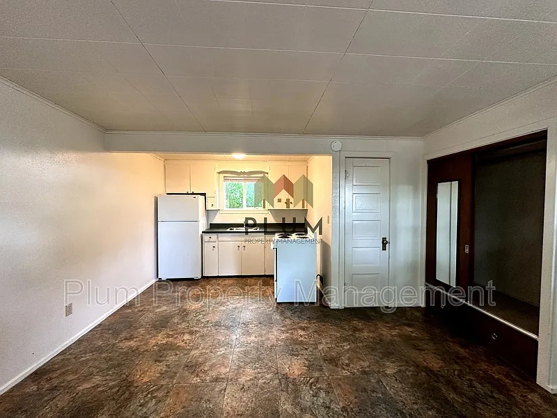 Studio, 1.0 bath, 255 sqft, $875 — Photo 4